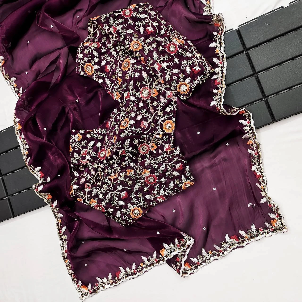 Vardan Ethnic Bt-1237 Pure Soft Jimmy Choo Silk Wholesale Fancy Saree — Wholesale Sarees, MPA wholesale from Surat - Gallery Image 3